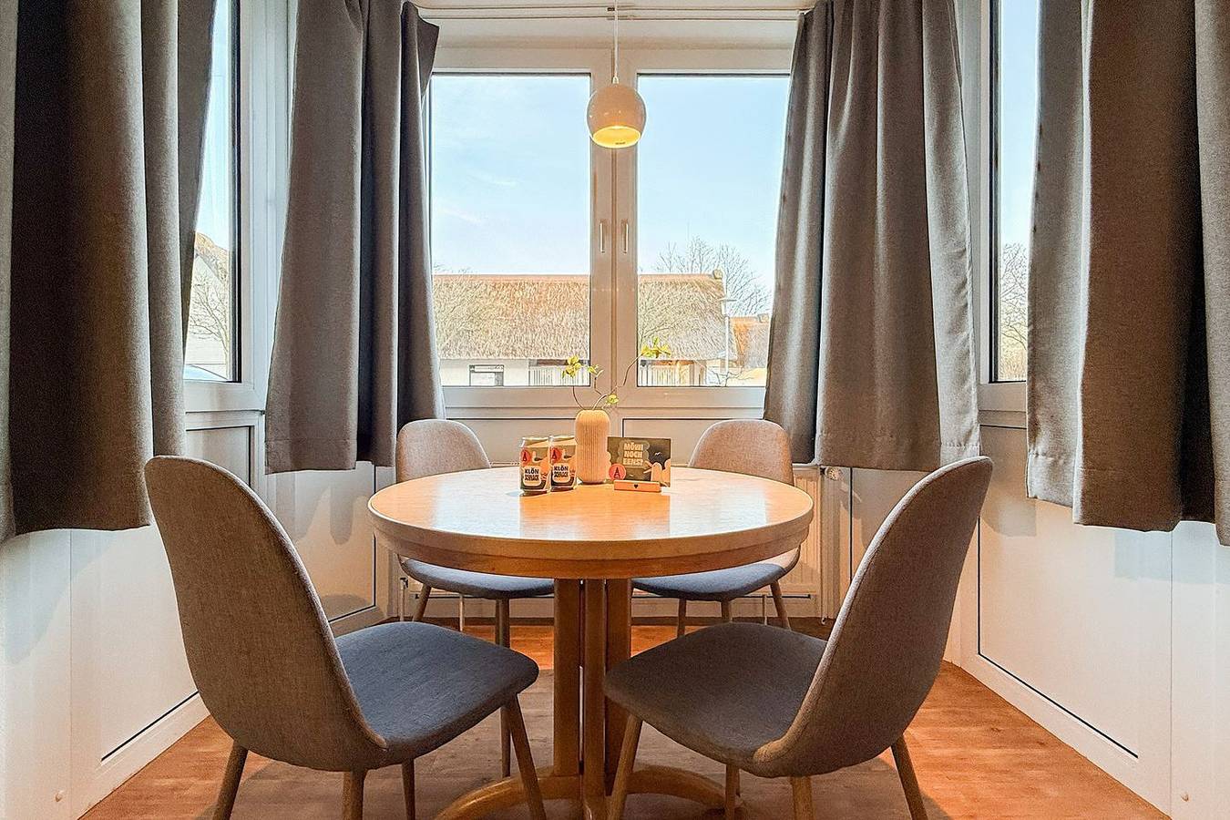 Ganze Wohnung, Ferienwohnung Haus Elbstrom Wohnung 22: Parterre, 300 m zum Sandstrand in Döse, Cuxhaven