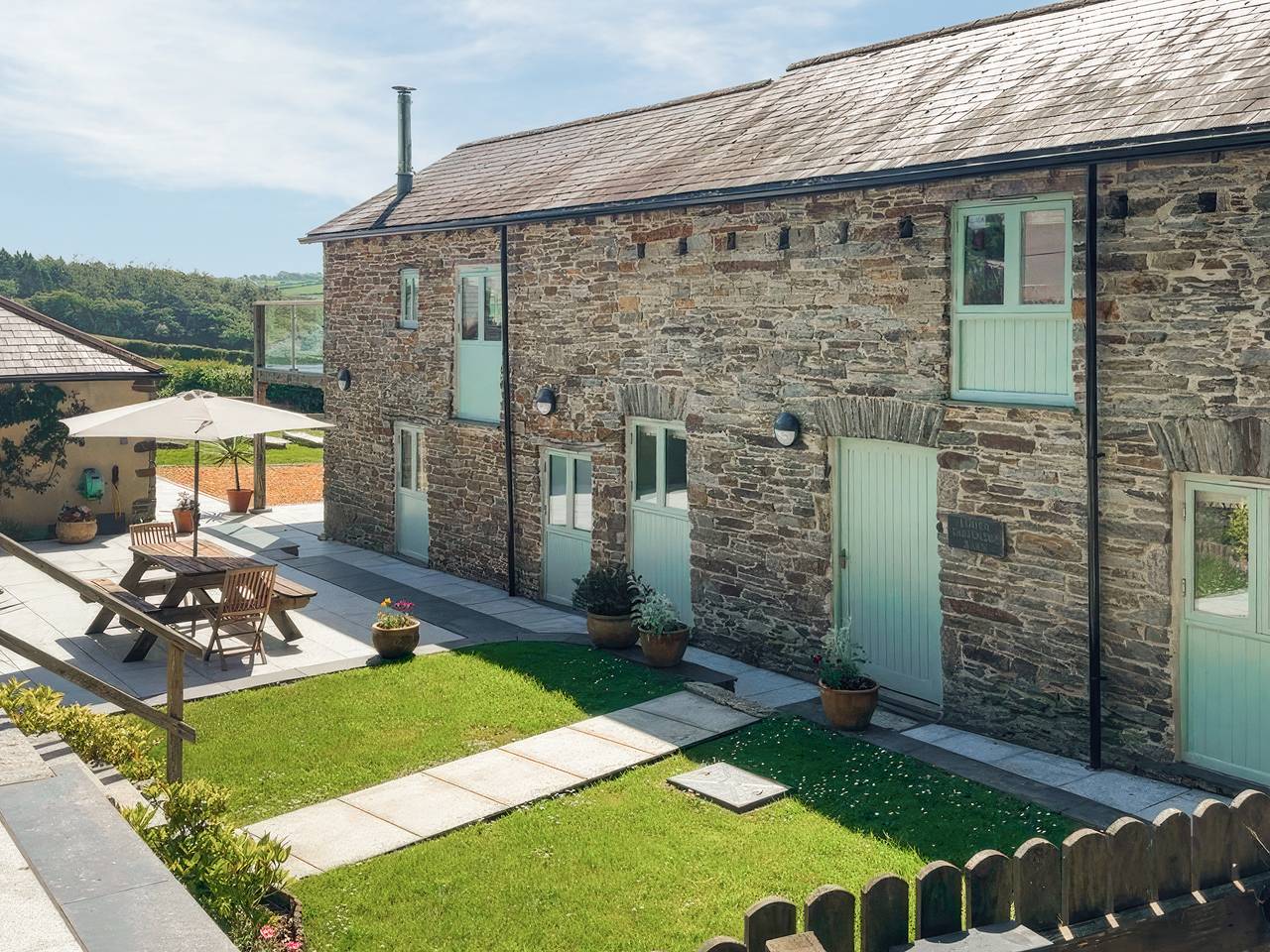 Glamping for 8 People in Cornwall, South West England