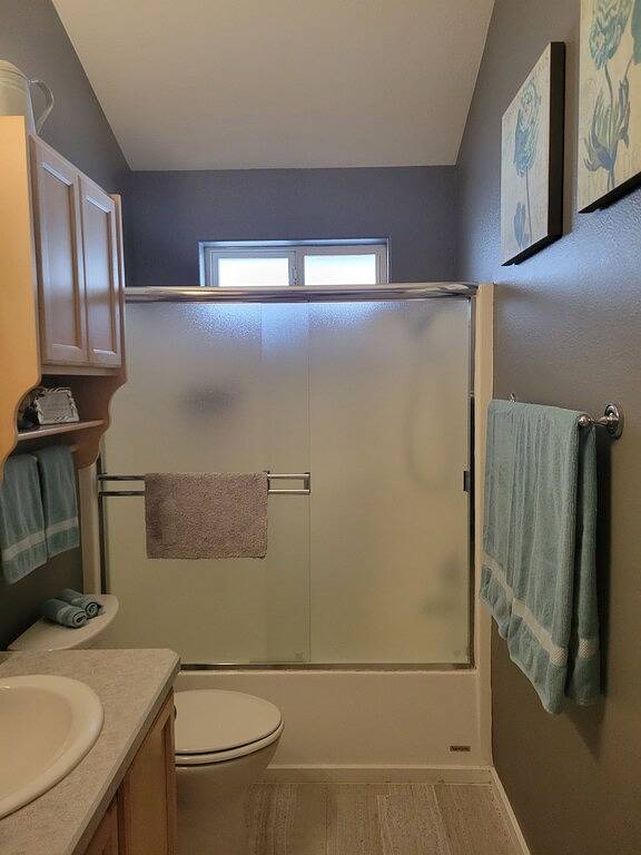 Ganze Wohnung, Ort! Zu Fuss In Die Stadt Und Zur Alten Mühle - Ein Schlafzimmer, Ein Block Vom Fluss Entfernt in Bend, Mt. Bachelor