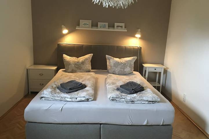 Ganze Wohnung, Großzügige Ferienwohnung am Starnberger See in Münsing, Starnberger See