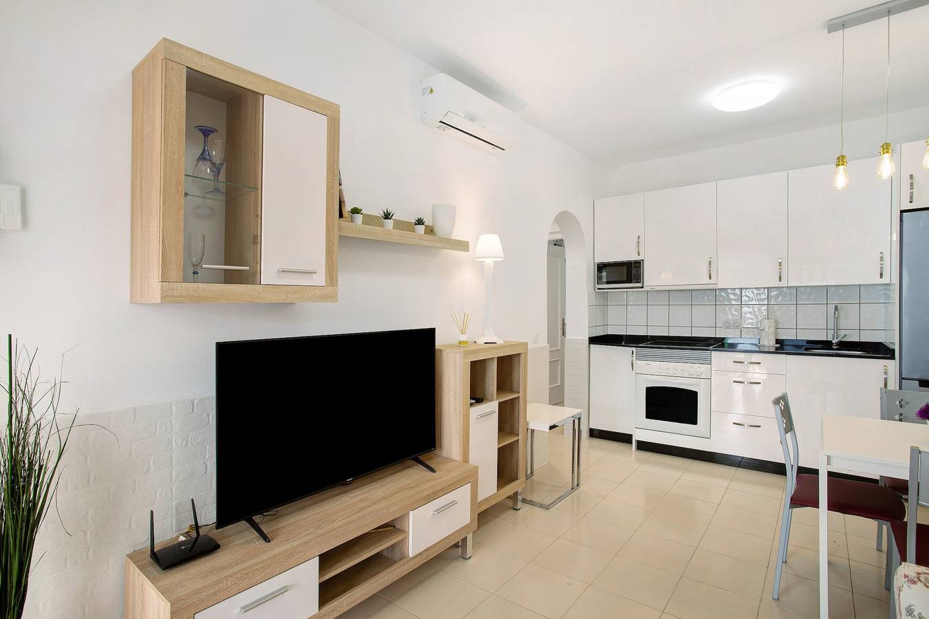 Geheel appartement, Vakantieappartement 'Casa Los Veleros F1' met zeezicht, wifi en airconditioning in Puerto Rico (Gran Canaria), Mogán