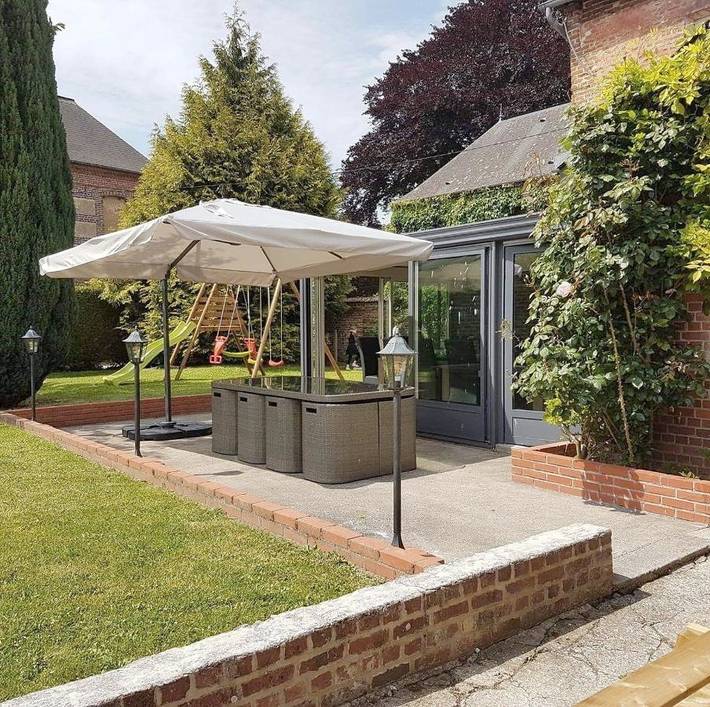 Location de vacances pour 10 personnes, avec terrasse et vue à Torcy-le-Grand