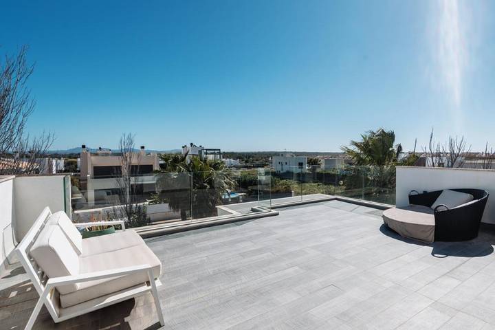 Villa für 6 Personen, mit Seeblick und Pool sowie Garten und Ausblick, mit Haustier in Es Trenc - 2