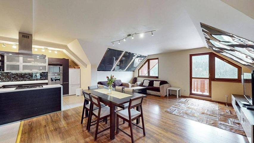 Ferienwohnung für 9 Personen, mit Ausblick und Balkon, mit Haustier in Donovaly