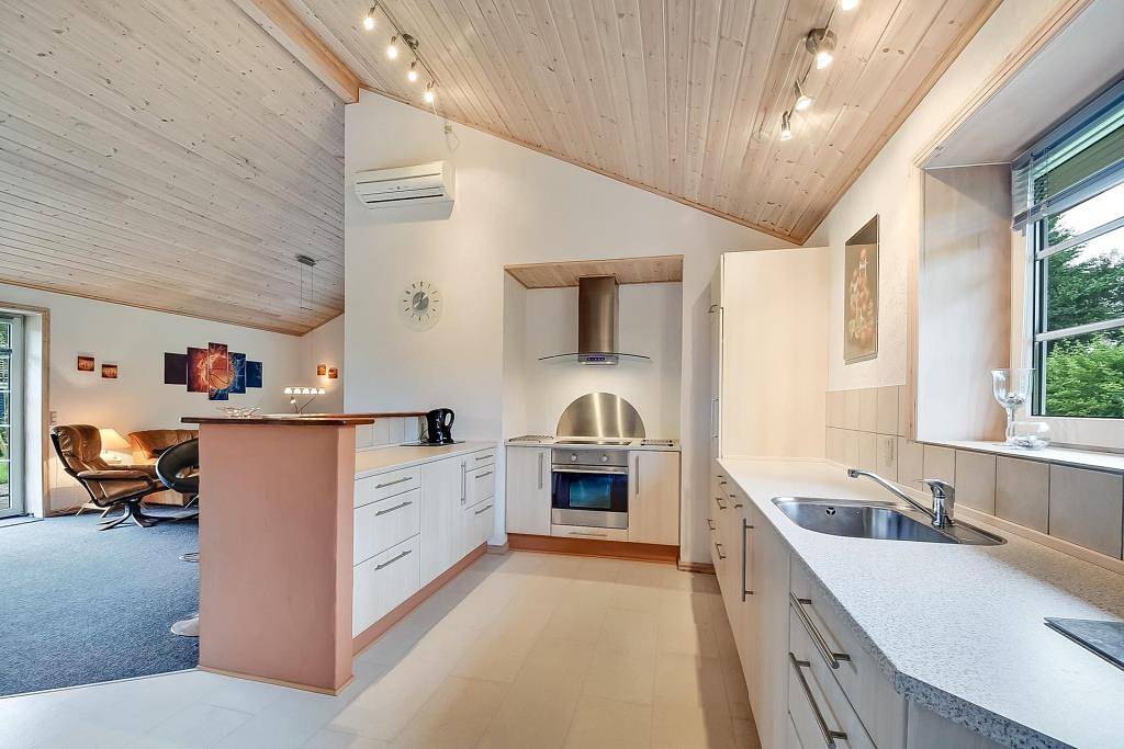 1038 in Humlum, Struer