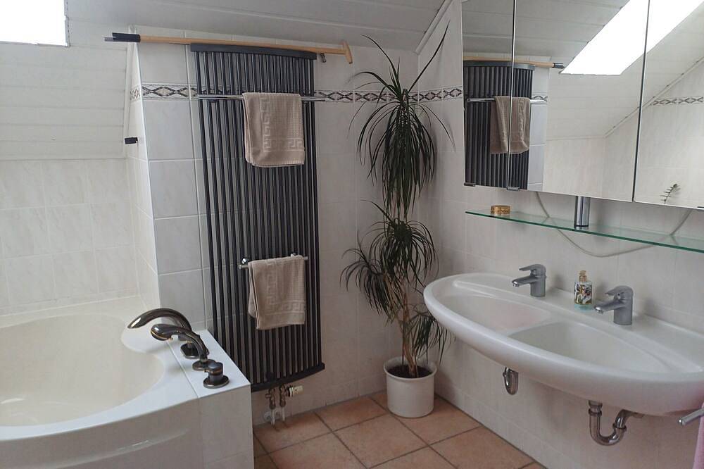 Ganze Wohnung, Ferienwohnung Sylvia in Michelstadt, Main-Odenwald