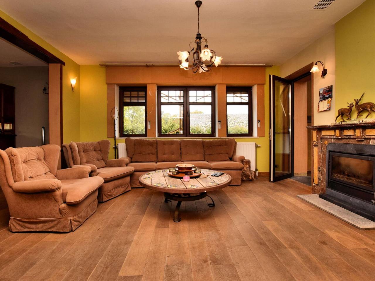 Pleasant Holiday Home in Erezée Ardennes with bubble bath, Sauna in Érezée, Luxemburg Provinz