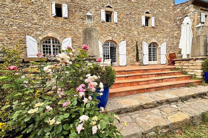 Holiday home for 6 people, with garden and terrace as well as pool - 1