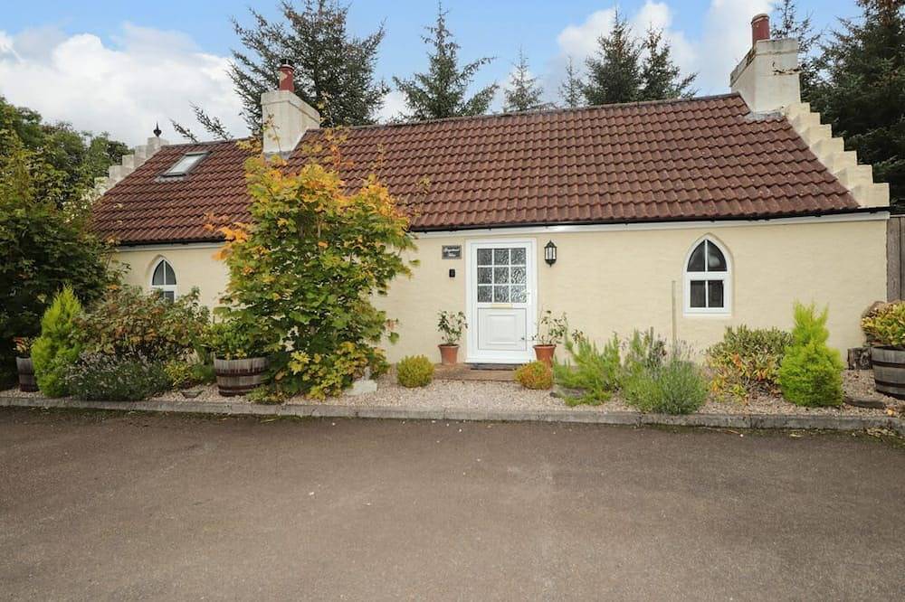 Gingerbread House Thurso 1-bed in Highlands