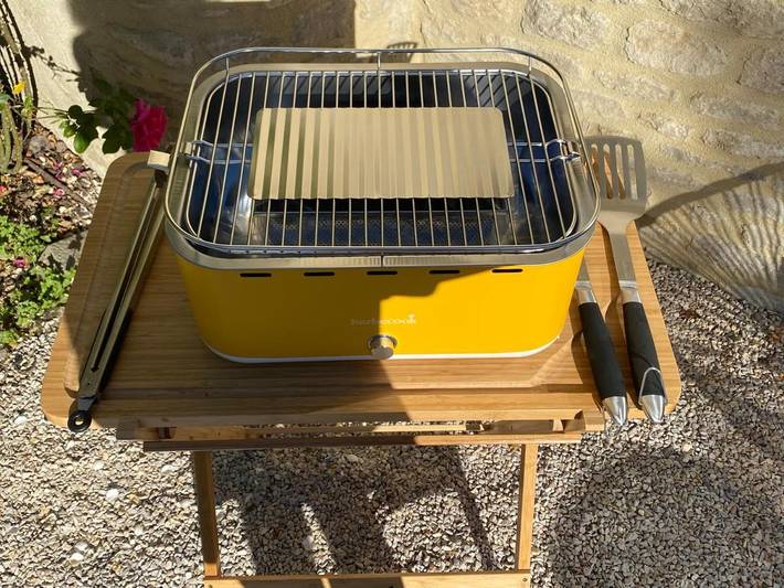 Location de vacances pour 12 personnes, avec Terrasse et Jardin ainsi que Piscine et Vue à Bazenville - 3