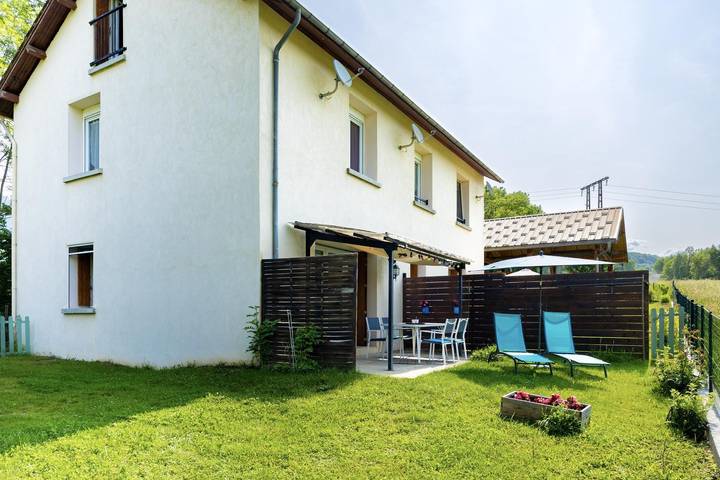 Gîte für 4 Personen, mit Terrasse und Garten