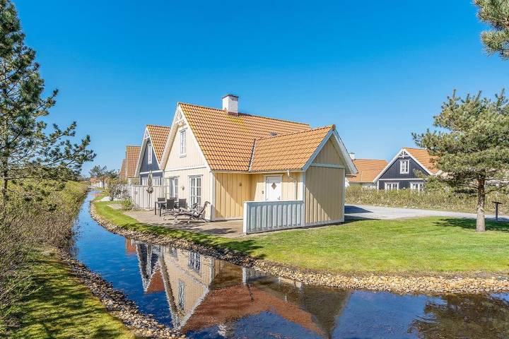 Ferienhaus für 6 Personen, mit Whirlpool und Sauna sowie Balkon/Terrasse, mit Haustier