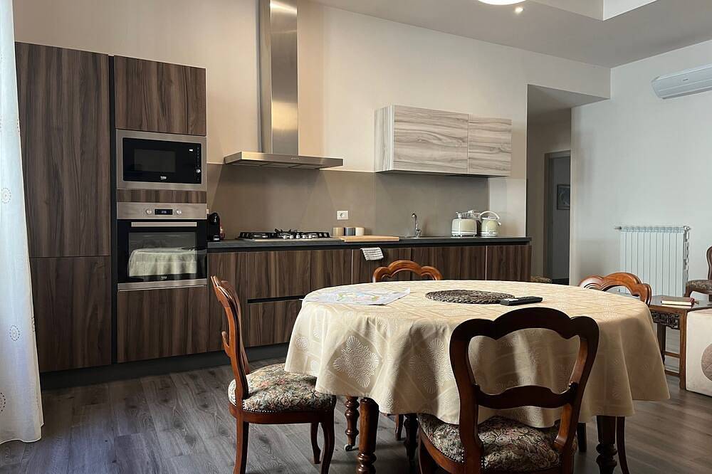 Entire apartment, Home in Orvieto - Corso Cavour 138 in Orvieto, Terni Province