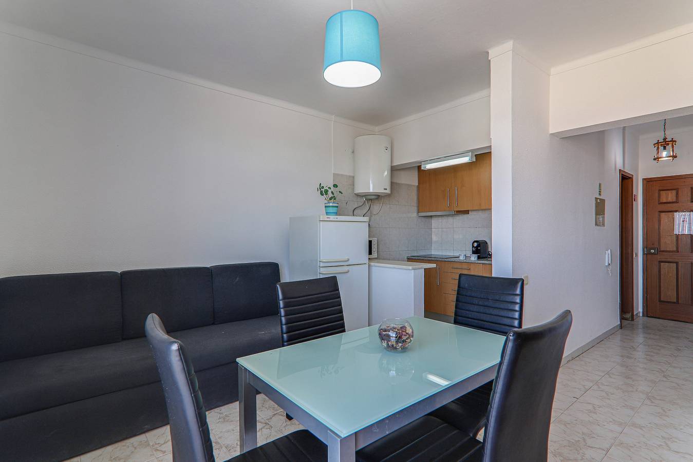 Geheel appartement, Appartement Torre Sol 909 aan het Strand met Zwembad, Tuin en Balkon in Armação de Pêra (costa), Armação de Pera
