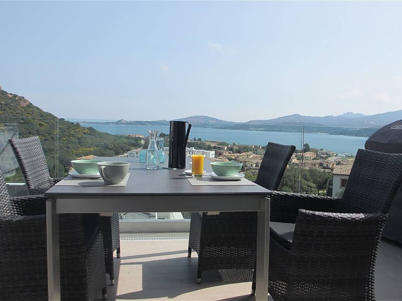 Appartamento intero, Wohnung mit Terrasse in Cannigione, Arzachena