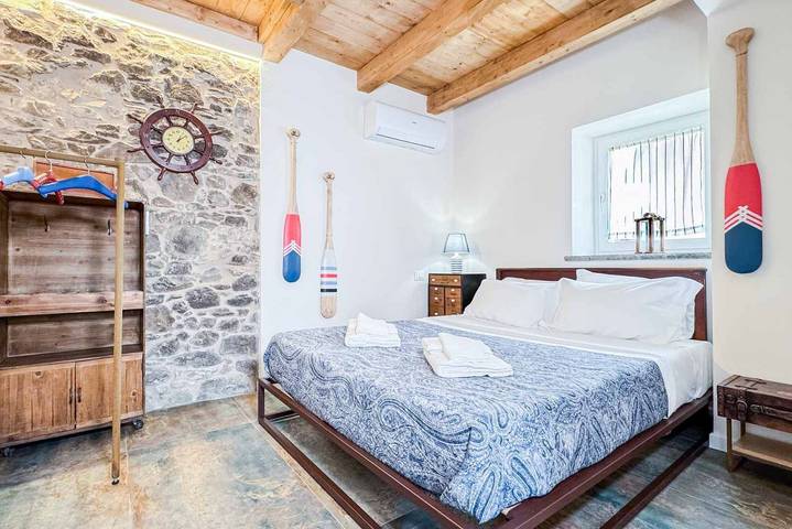 Entire apartment, Il Borgo del Silenzio - Vivo per Lei in Pianazza, La Spezia