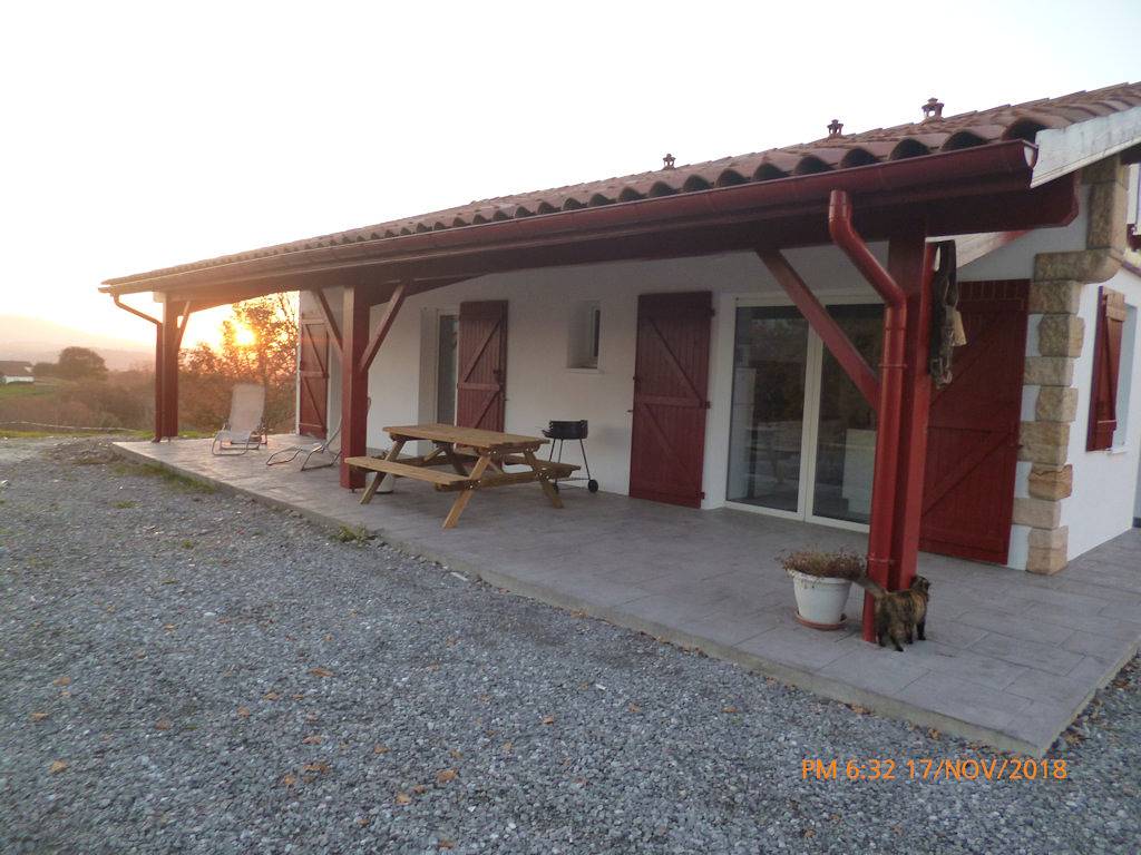 Appartement entier, Gîte de plain-pied, au cœur du Pays basque in Hasparren, Région de Bayonne