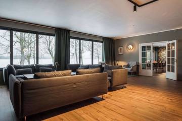 Villa for 14 Guests in Västergötland, South Sweden, Picture 4