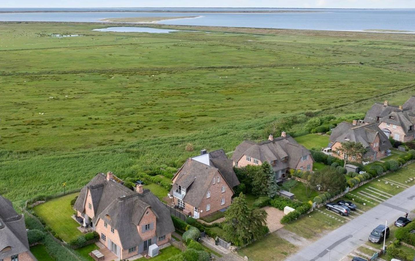 Exklusives Ferienhaus mit außergewöhnlichem Landschaftsblick in List auf Sylt in List (Sylt), Sylt