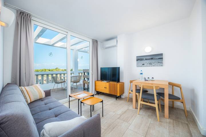 Appartement 'Kamer 304' met gedeeld zwembad, Wi-Fi en airconditioning in Portocolom, Felanitx