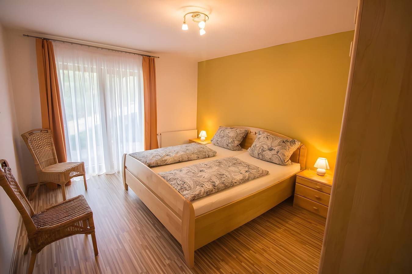 Appartement entier, Appartement '3, 62qm' avec terrasse privée et Wi-Fi in Oberkirch, Forêt-Noire centrale