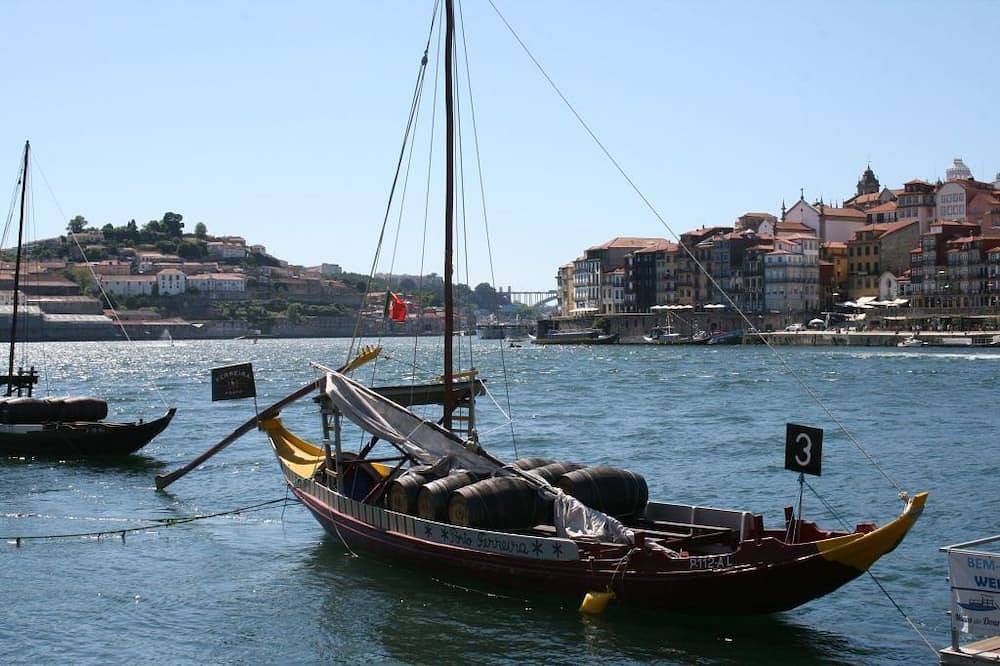 Casa Mira Douro marina beach 5mnts on foot caves, Porto bridge 5mnts by car in Canidelo, Porto Distrikt