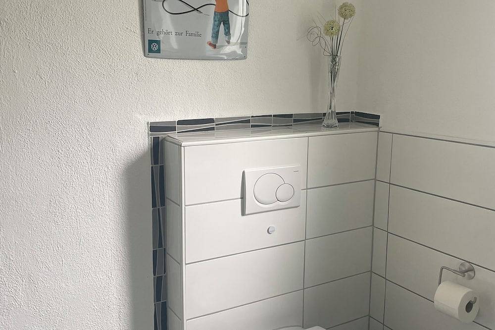 Ganze Wohnung, Gemütl. Fewo im Herzen von Bad Breisig zentral, 65 m², 2–4 Pers., inkl. Stellpl. in Bad Breisig, Osteifel