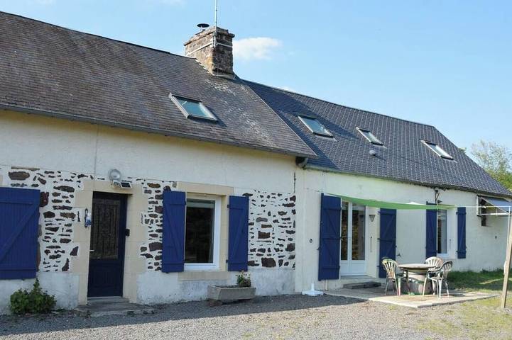 Location de vacances pour 5 personnes, avec jardin à Hudimesnil
