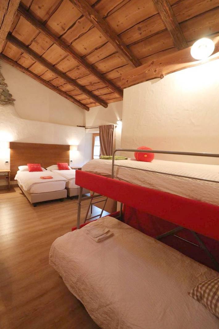 Gîte pour 3 personnes, avec jardin et vue, animaux acceptés à Tirano - 4