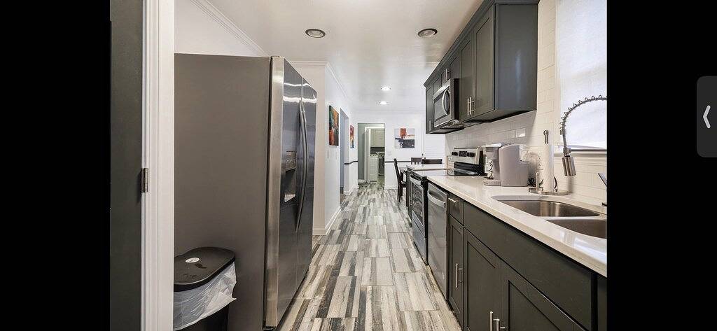 Over 3500 sq ft! All 4Brms with Tvs! 9 Beds for up to 12 Guests!  in Lake Murray