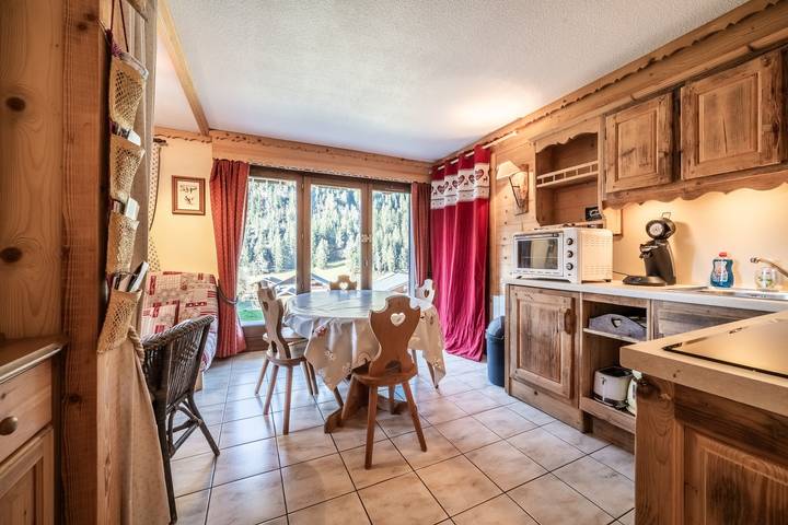 Ganze Wohnung, Ferienwohnung 'T3 Chatel' mit Bergblick, privater Terrasse und Balkon in Châtel, Les Portes du Soleil