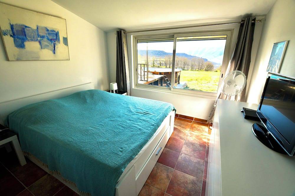 La Petite Cavales, Maison de Charme en Plein Coeur du Luberon in Saint-Martin-de-Castillon, Regionaler Naturpark Luberon