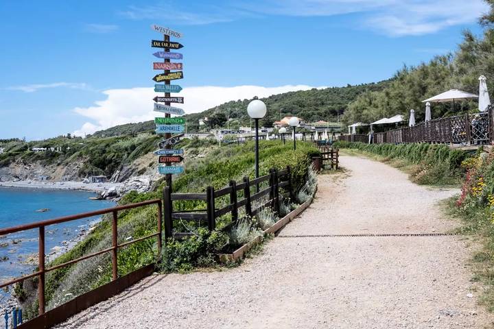 Agriturismo per 2 persone, con Terrazza e Piscina a Collesalvetti