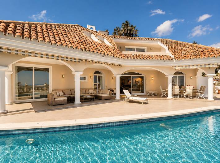 Villa El Herrojo | Sea Views & Private Pool in Benahavís, Cordillera Penibética