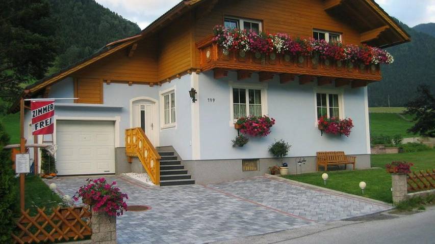 Ferienwohnung für 5 Personen, mit Garten und Balkon sowie Ausblick - 1