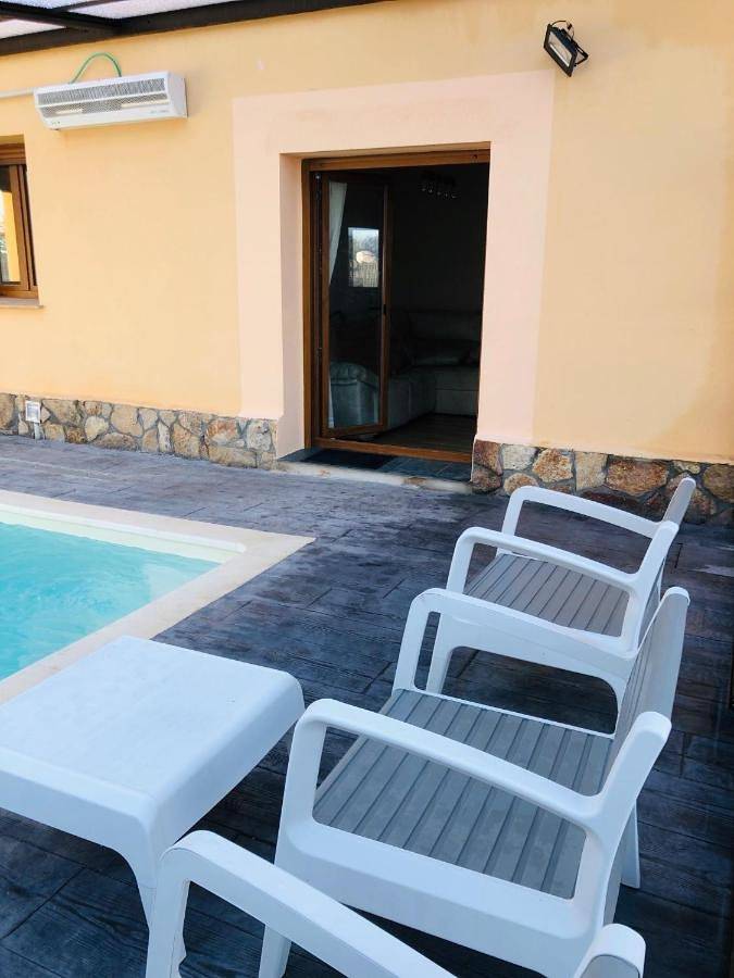 Chalet para 20 personas, con jardín además de vistas y piscina, Se admiten mascotas en Castilla y León - 4