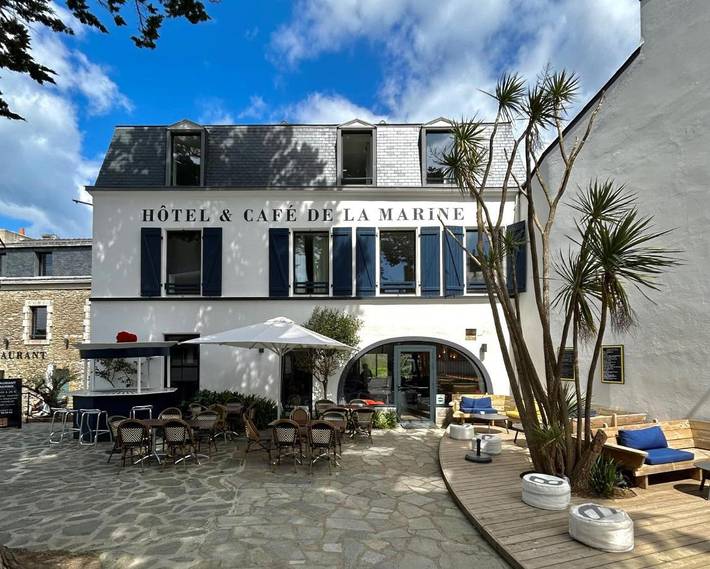 Hôtel, avec Terrasse et Jardin ainsi que Piscine et Sauna