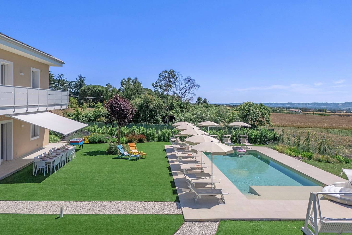 Villa Lina in Morrovalle, Costa Adriatica Marche