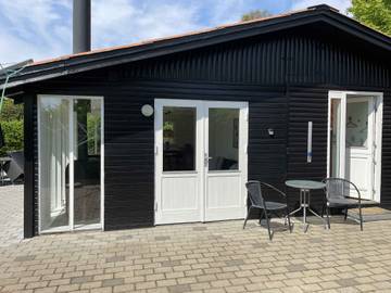 Ferieudlejning til 4 Personer i Høll, Hvidbjerg Strand, Billede 1