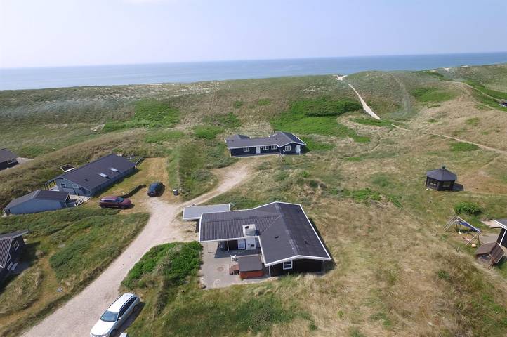 Ferienhaus für 6 Personen, mit Whirlpool und Sauna sowie Terrasse, mit Haustier