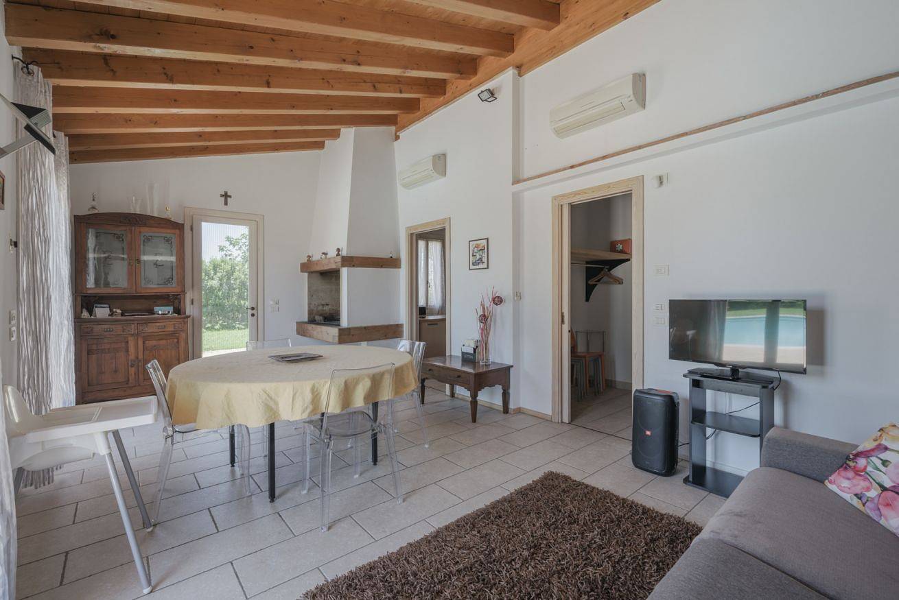 Ganze Wohnung, Ferienwohnung für 2 Personen mit Garten in Pozzolengo, Gardasee