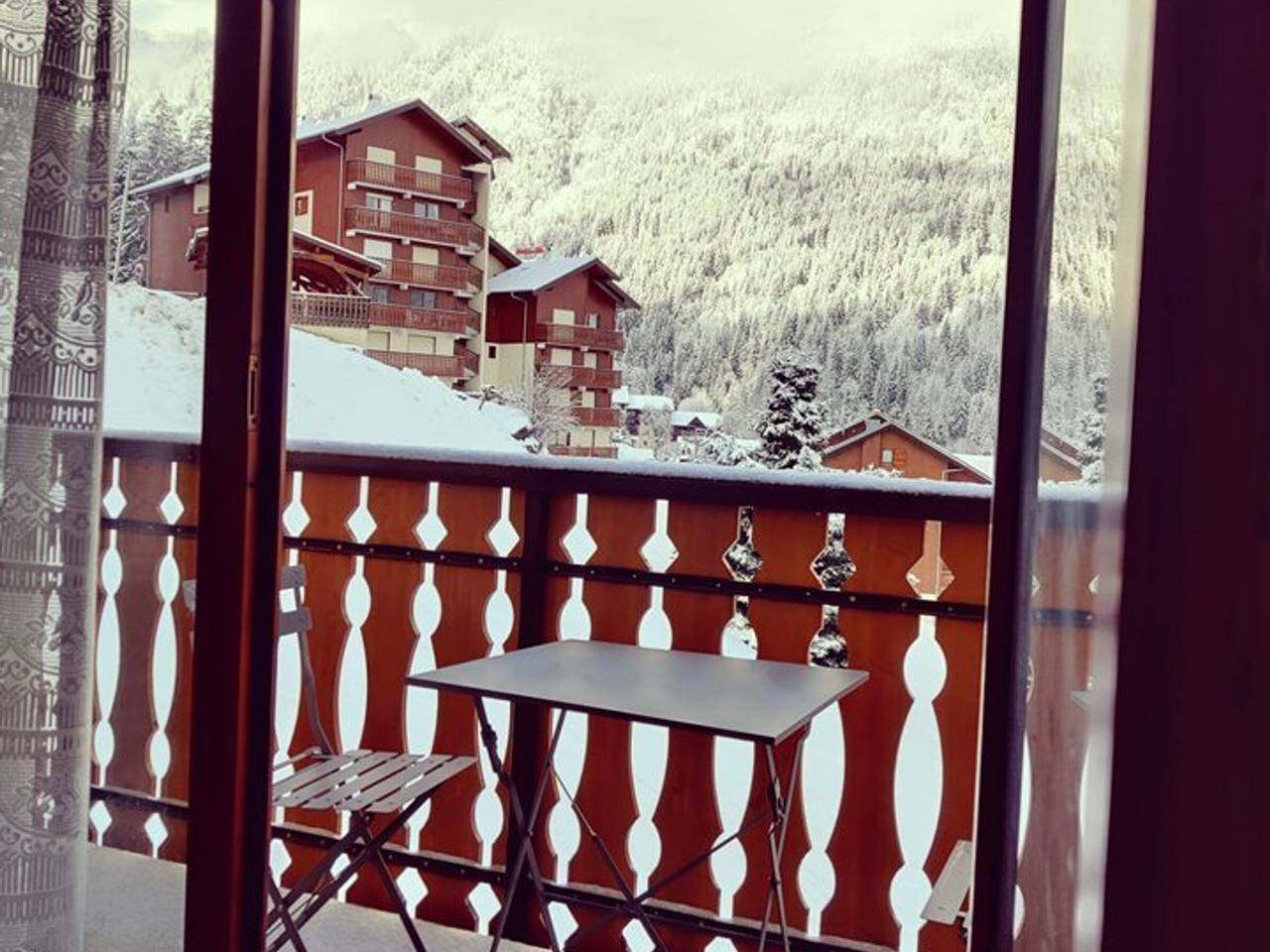 Ganzes Studio, Studio-Kabine an der Piste mit Parkplatz und Wifi in Saint-Jean-d'Aulps, Les Portes du Soleil