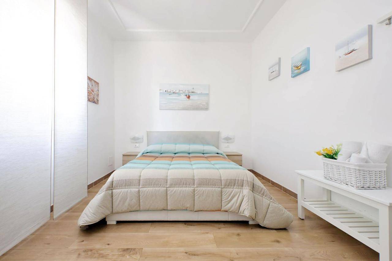 Double Room with Private Bathroom in Fiumicino, Provincia di Roma