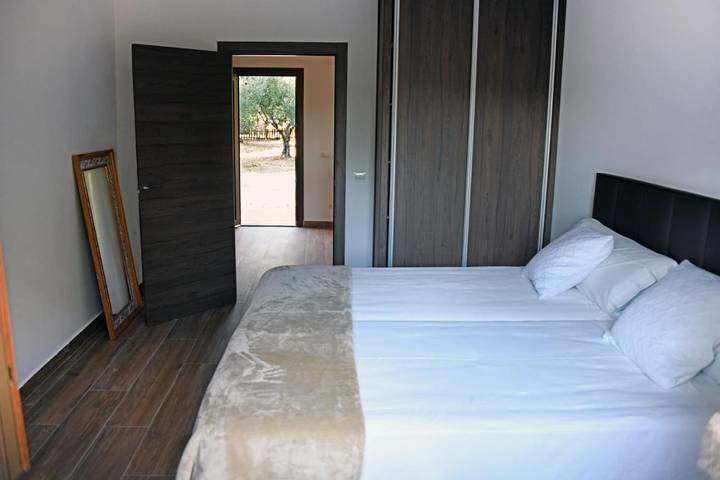 Hotel para 7 personas, con Terraza además de Jardín y Piscina en Arenas de San Pedro - 4