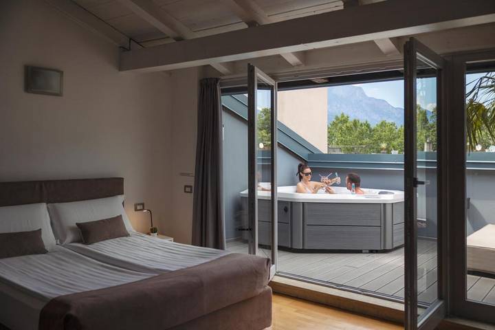 Ferienwohnung für 2 Personen, mit Pool und Terrasse sowie Sauna und Ausblick, mit Haustier - 1