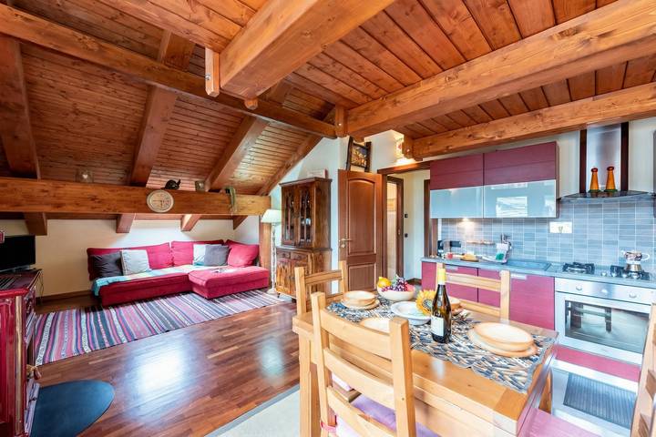 Ganze Wohnung, La Casa di Camus - Central Duplex for 4 in Bardonecchia, Turin Provinz