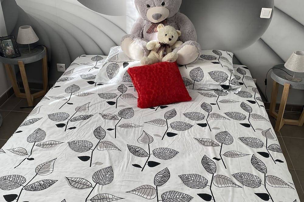 Villa on the edge of Garrigues in Nimes region