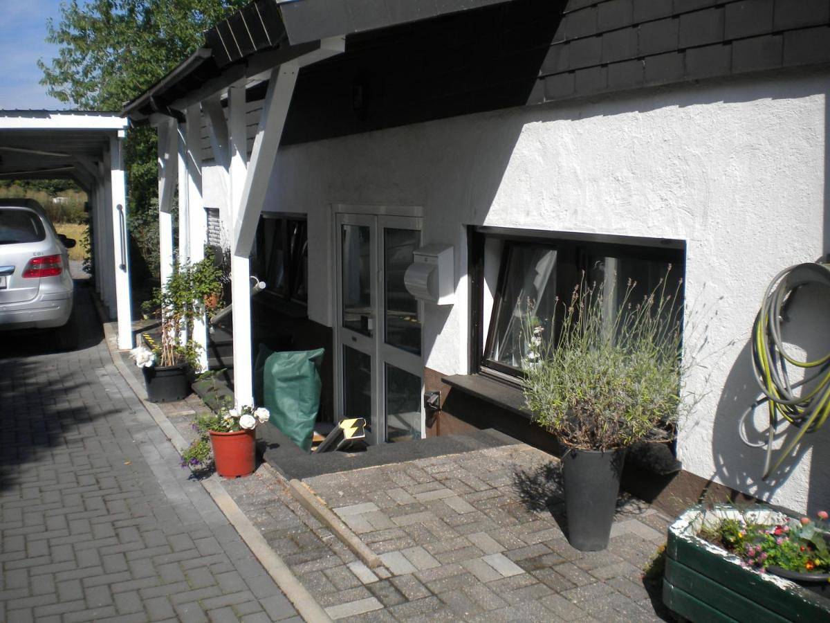 Ganze Wohnung, One-Bedroom Apartment in Laacher See, Wassenach