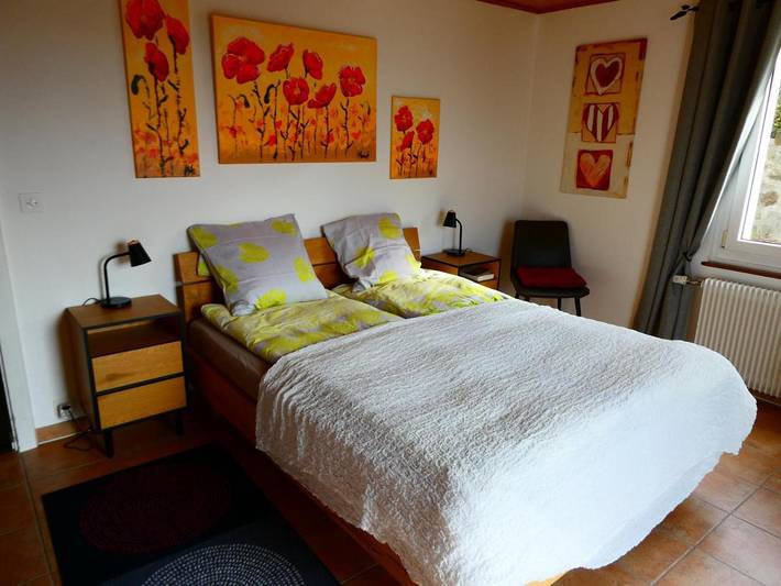 Gîte pour 4 personnes, avec vue ainsi que vue sur le lac et jardin à Blonay - 3