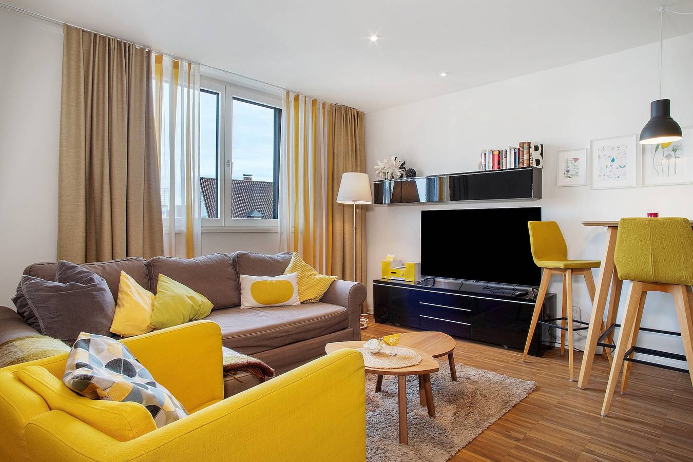 Ganze Wohnung, Ferienwohnung 'Ins Gelbe, 50qm' mit Balkon und Wi-Fi in Langenargen, Region Bodensee-Oberschwaben